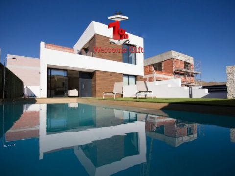 Villa in El Campello, Alicante, Spanje