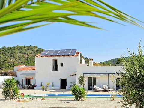 Country House | Finca in Chinorlet, Alicante, Spain