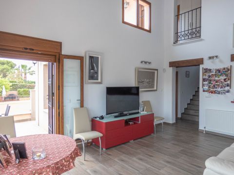 Villa For sale in Benejúzar